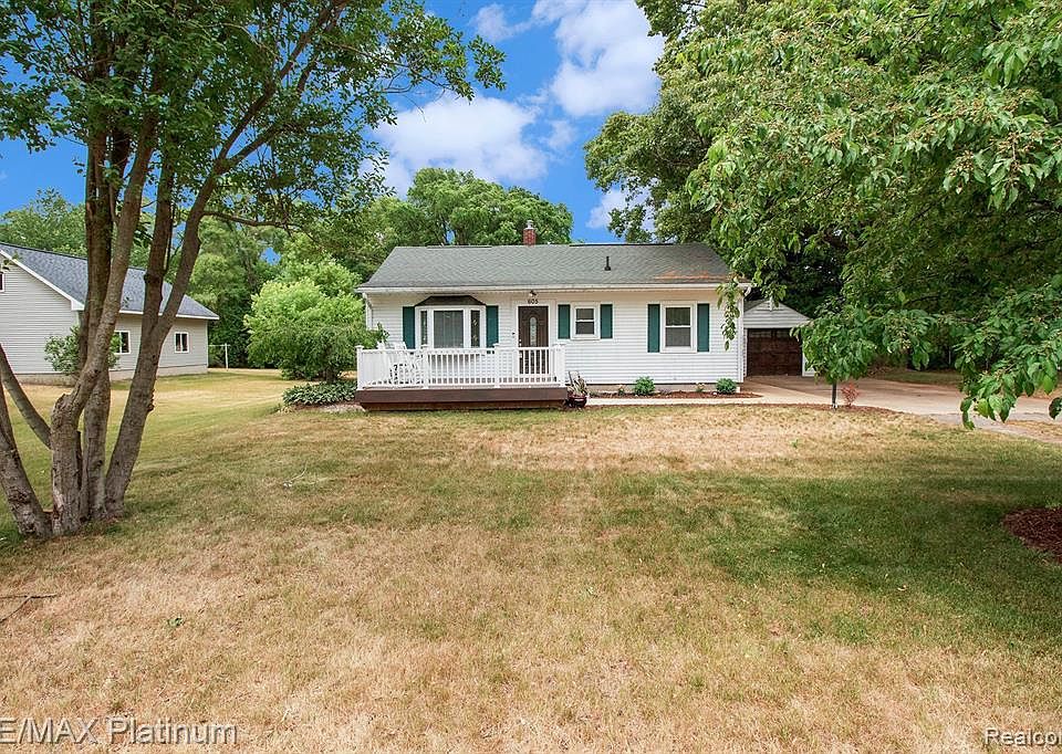 605 Detroit St, Howell, MI 48843 Zillow