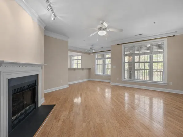 1613 Providence Glen Dr, Chapel Hill, NC 27514