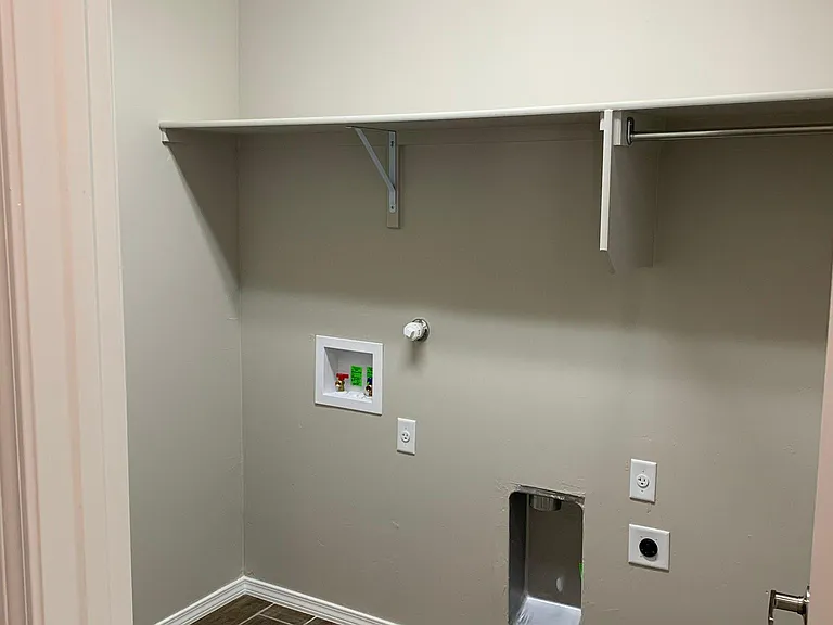 7116 Summit Ct NE — Photo 19