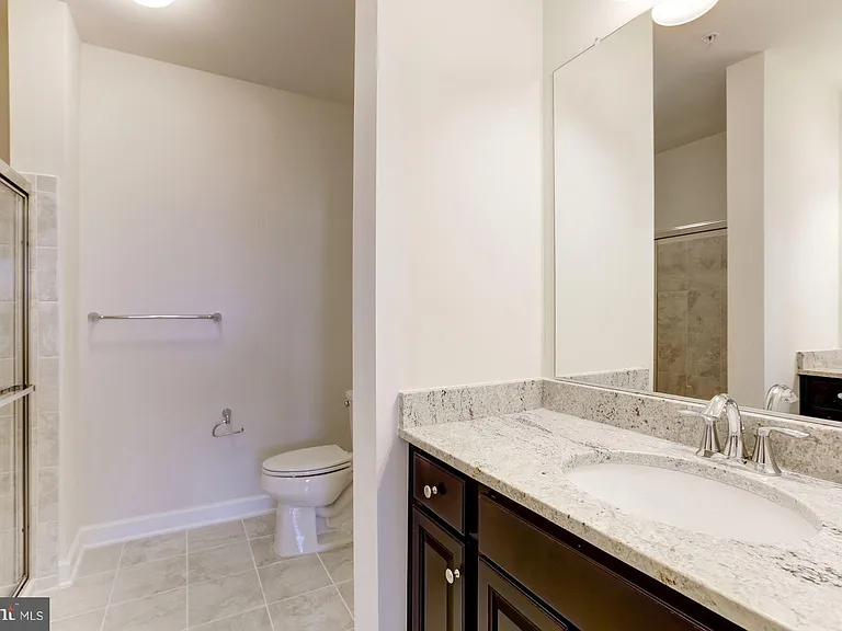 13740 Endeavour Dr #403 — Photo 13