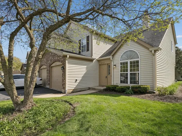 6763 Roanoake Ct, Gurnee, IL 60031