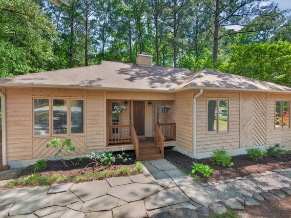 9 Lansgate Ct, Durham, NC 27713