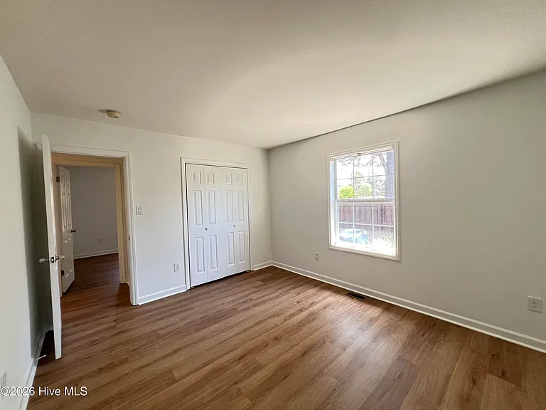 10 Beryl Cir — Photo 14