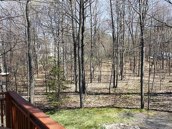 3rd image of 9491 Tiffany Pines Dr NE