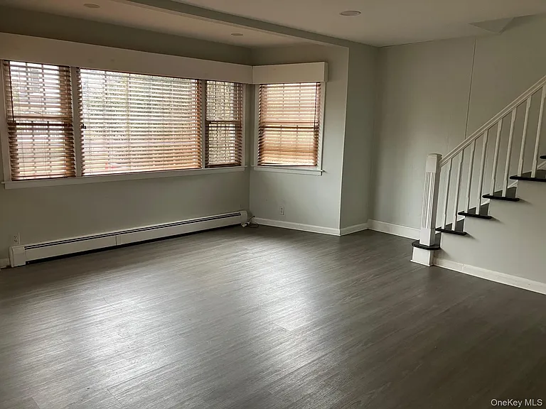 18 Park Ave — Photo 9