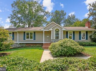 1215 Ware St SW, Vienna, VA 22180