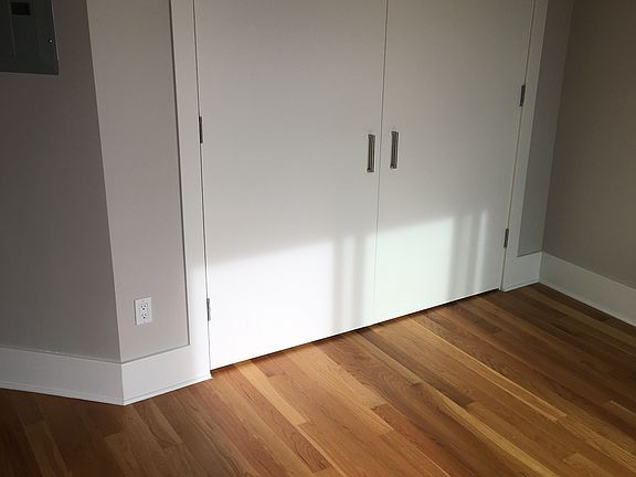 2nd image of 493 Haight St APT 307