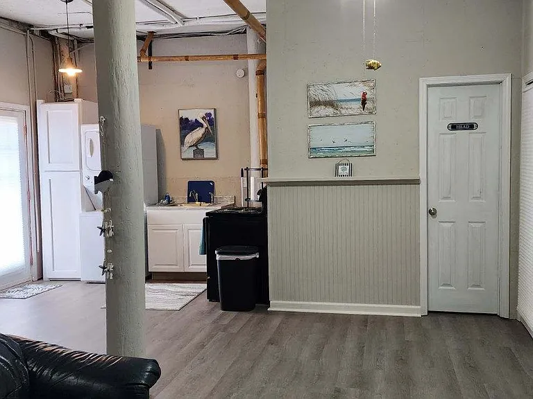 5845 Garcon Blvd #B — Photo 19