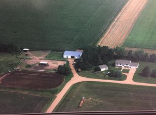 587 40th St SW, Huron, SD 57350