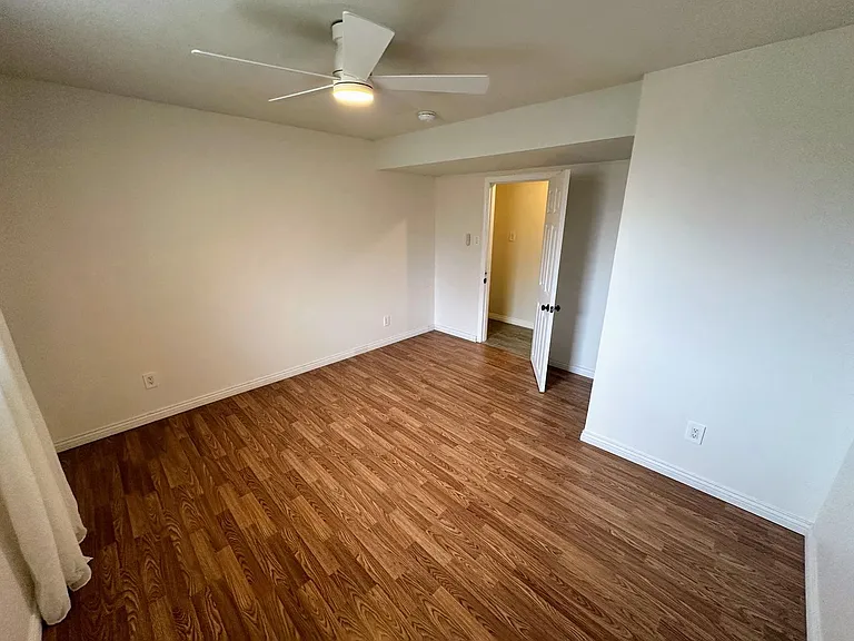 1187 Devonport Cir — Photo 22