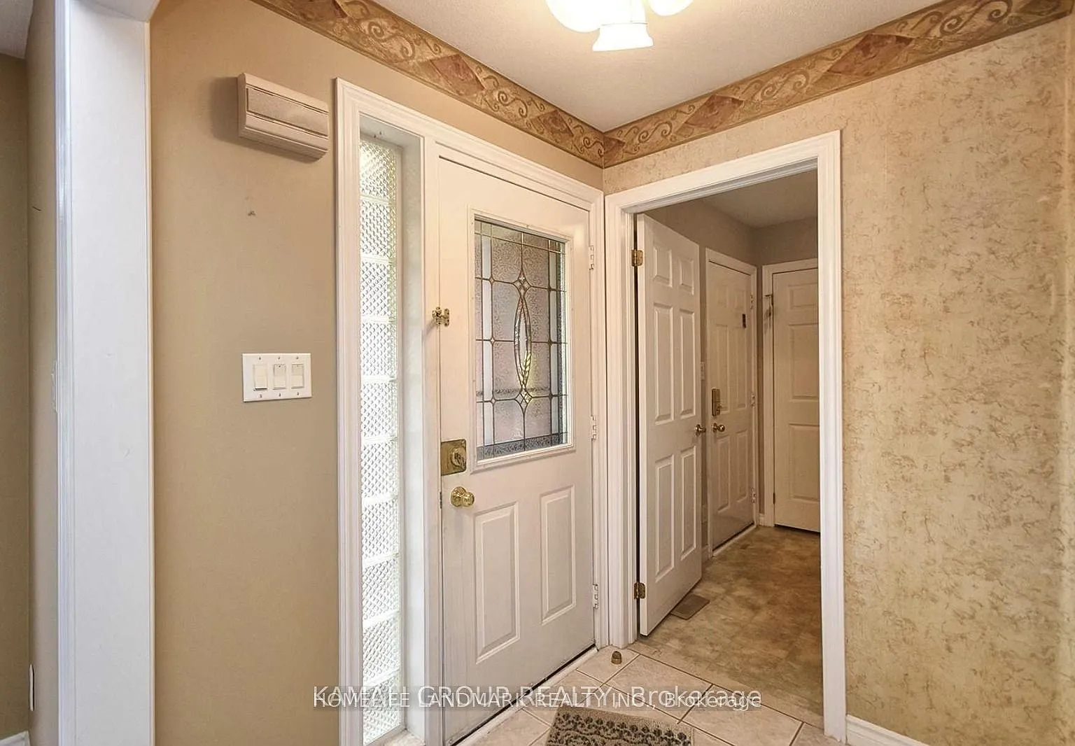 3 bed, $3,300 — Photo 2