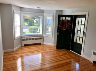 34 Fenwood St, Framingham, MA 01701