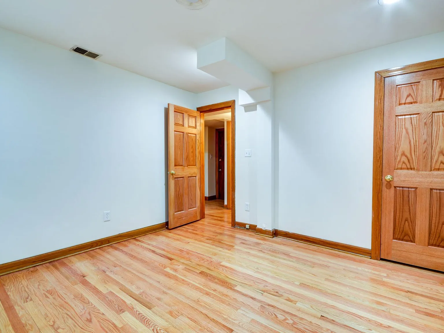 3 bed, 1500 sqft, $3,595 — Photo 4