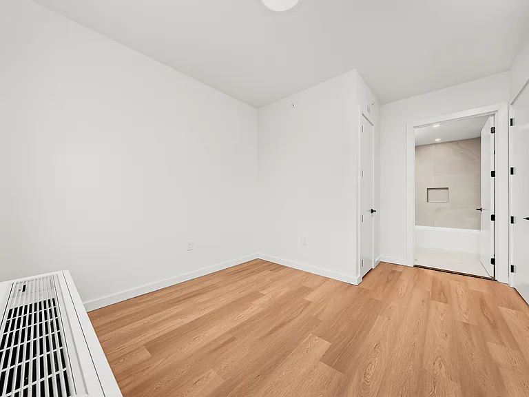 261 Grand Concourse #1718 — Photo 7