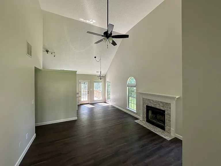 85 McIntosh Estates Dr — Photo 35