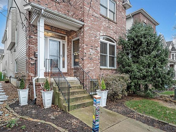 4th image of 5626 N Magnolia Ave