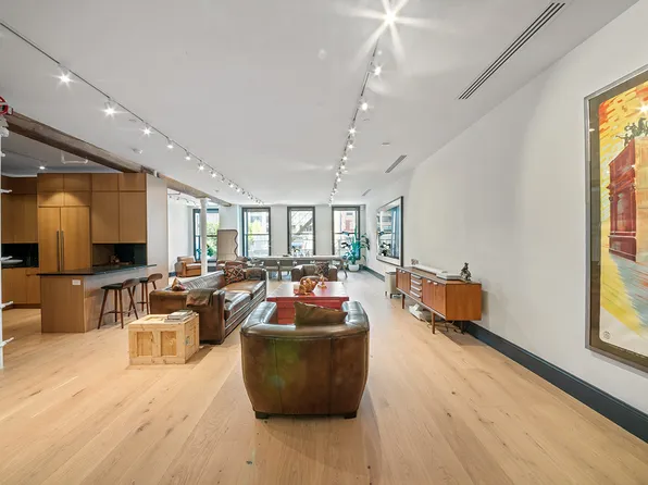 351 West Broadway image 1 of 14