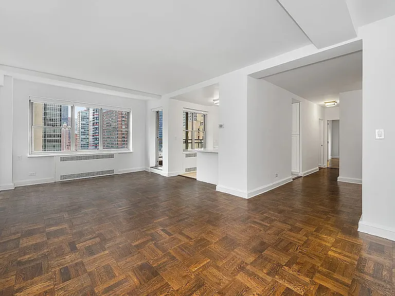 300 E 57th St #18A — Photo 3