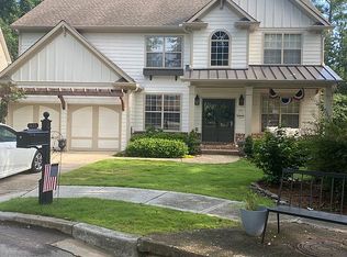 411 Whisper Wind Ln, Woodstock, GA 30188
