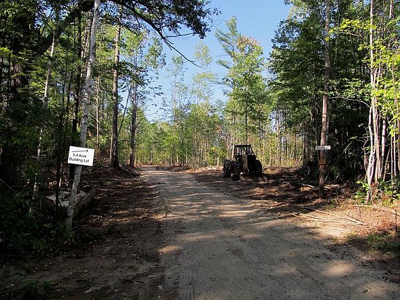 4th image of 8 Norton Road