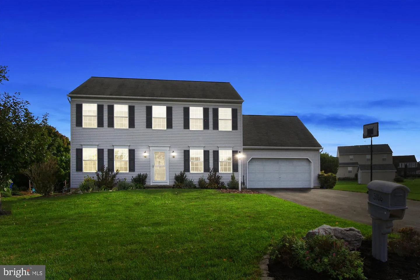 3166 Paulownia Ln photo 1