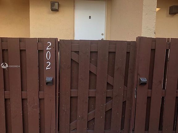 3rd image of 201 W Park Dr #2202
