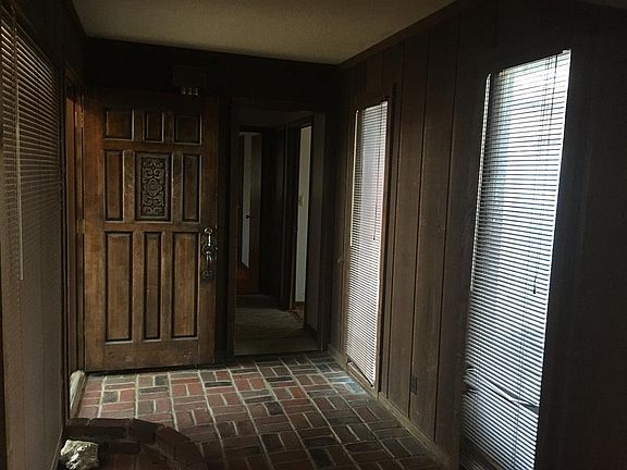 5th image of 1702 Countryside Dr