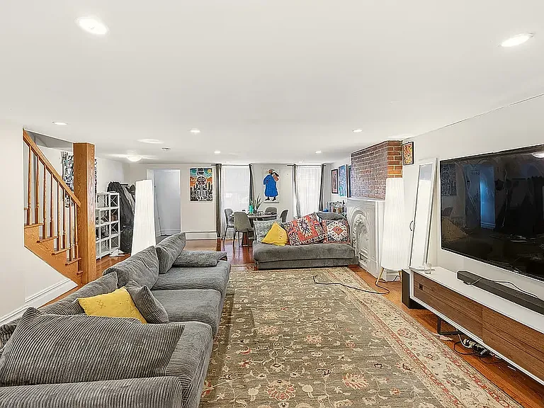 459 Lexington Ave #1A — Photo 2
