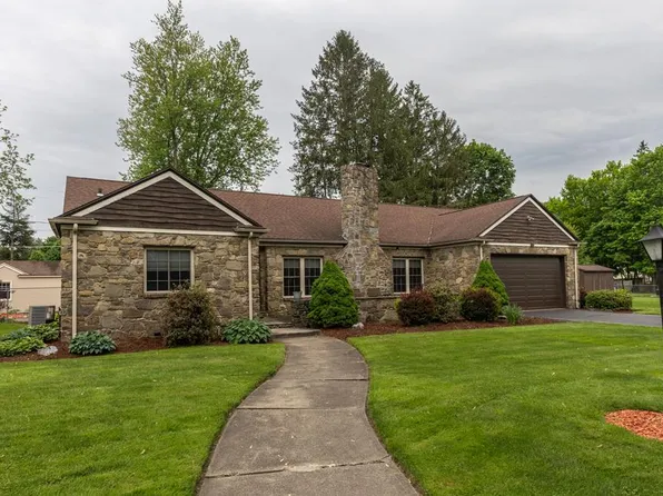 98 Curren Dr, Elmira, NY 14905