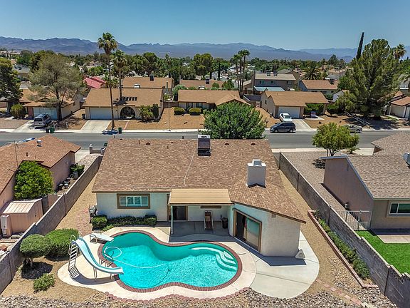 5th image of 892 El Camino Way