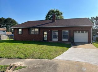 6 Stanford Ct, Hampton, VA 23666