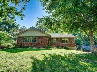 1213 N Withers Rd, Liberty, MO 64068