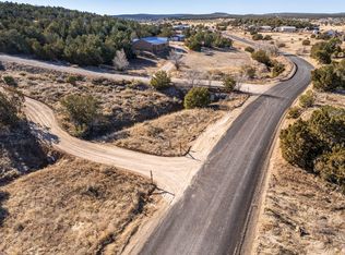 V Hill Rd, Edgewood, NM 87015