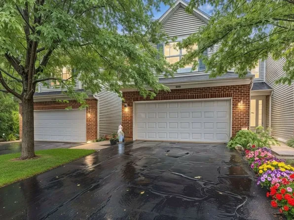 1011 N South Elgin Blvd, South Elgin, IL 60177