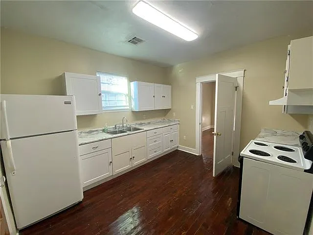8328 Forshey St — Photo 13