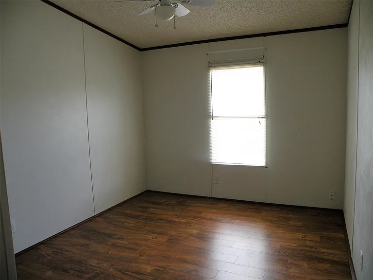 37 Riverside Ln #A — Photo 7