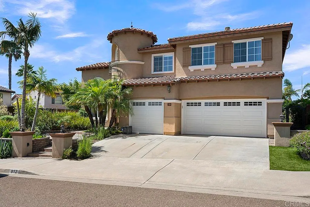 5 bed, 2915 sqft, $6,500 — Photo 1