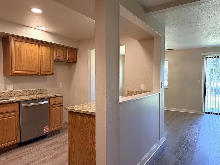 3585 S Gekeler Ln #121 — Photo 7