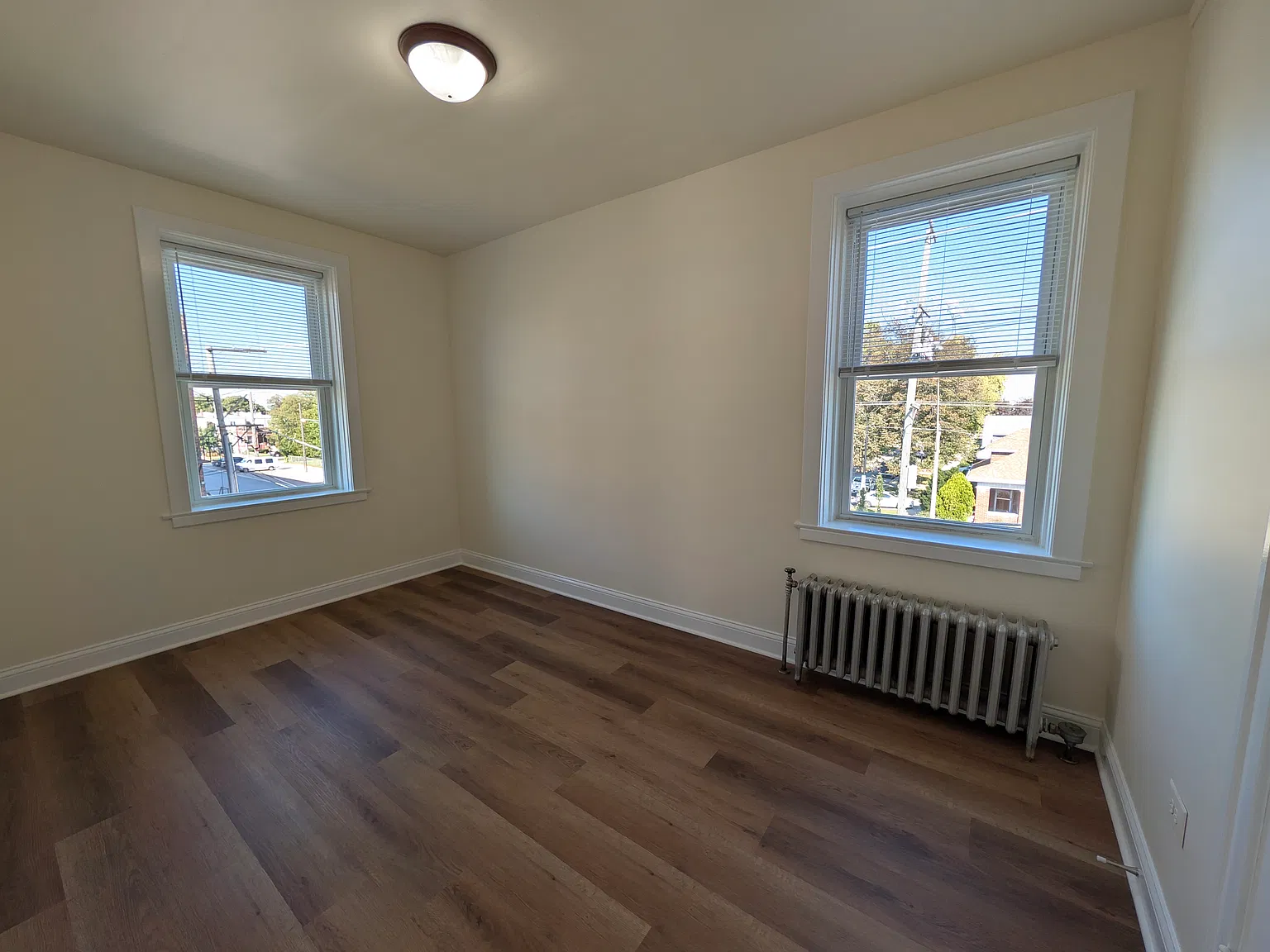 2 bed, 1000 sqft, $1,395 — Photo 4