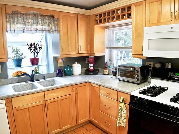 3rd image of 315 McAlpin Ave