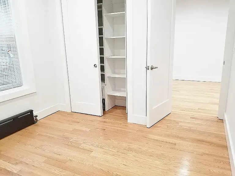 24-20 41st St #2N — Photo 7