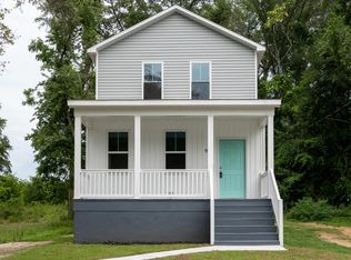 915 S 4th St, Wilmington, NC 28401