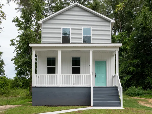 915 S 4th Street, Wilmington, NC 28401