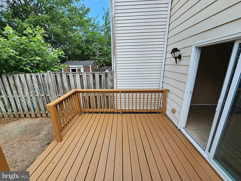 509 Beebe Ct — Photo 26