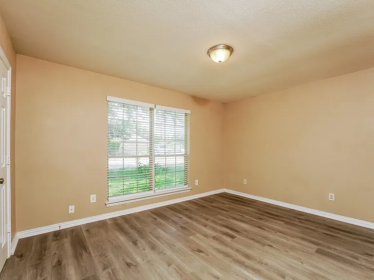7921 Wayne Way — Photo 14