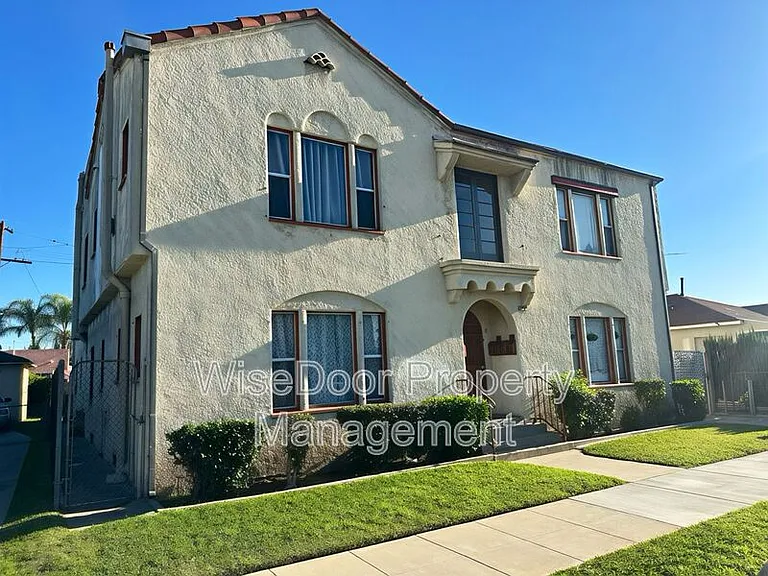 1030 Leonard Ave #5 — Photo 13