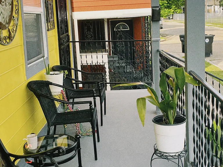 2626 S Derbigny St — Photo 12