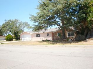 511 Lupin Ln, Santa Maria, CA 93455