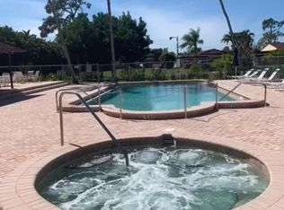 2024 Pine Isle Ln #2024, Naples, FL 34112