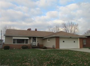 7580 Selwick Dr, Parma, OH 44129